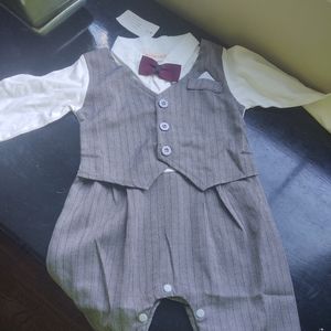 Baby suit onesie